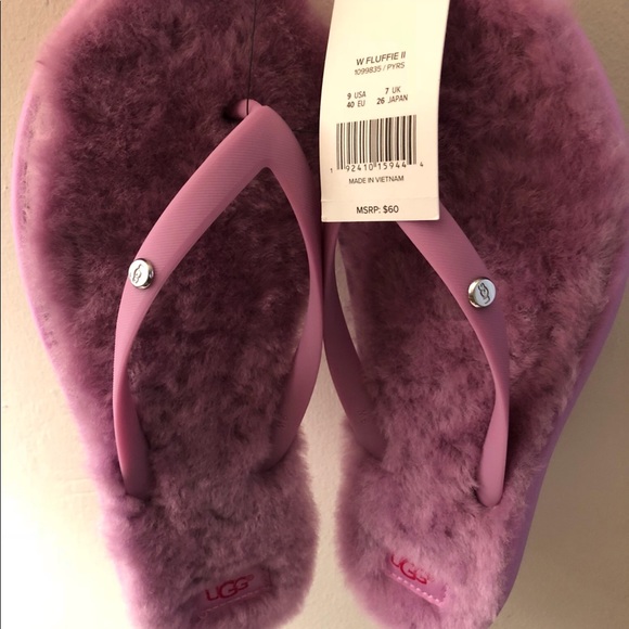 UGG Shoes - 🌸New Ugg Fluffie ll Prickly Rose Sandal Size 9🌸